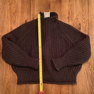 H&M Knit Sweater (New)
